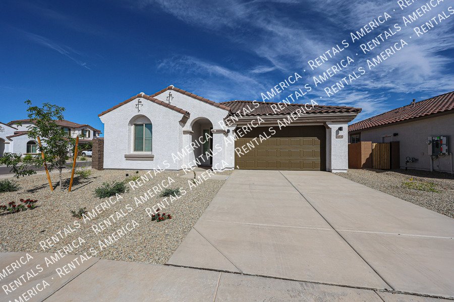 Stunning Brand New 4 Bed / 3 Bath Home in Rancho Mercado Single Level property image