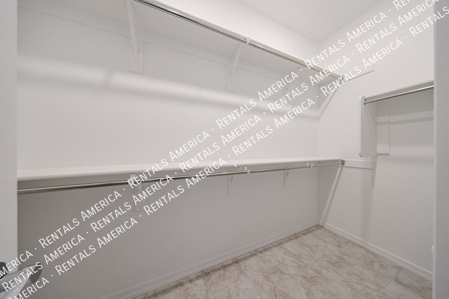 Stunning Brand New 4 Bed / 3 Bath Home in Rancho Mercado Single Level property image