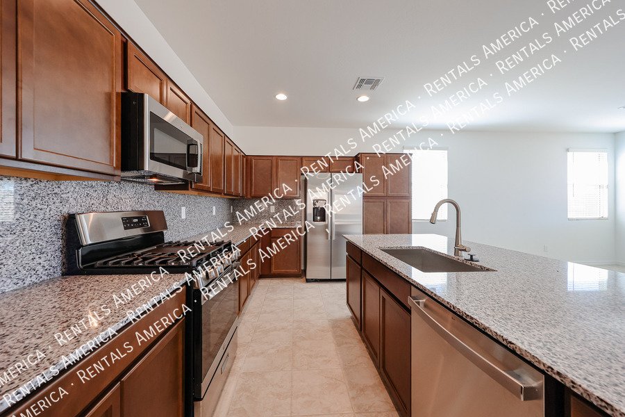 Single level Beauty 4 bed 3 bath property image