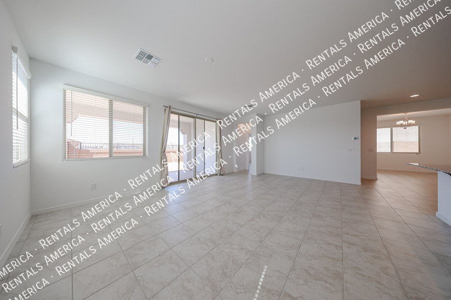 Single level Beauty 4 bed 3 bath property image