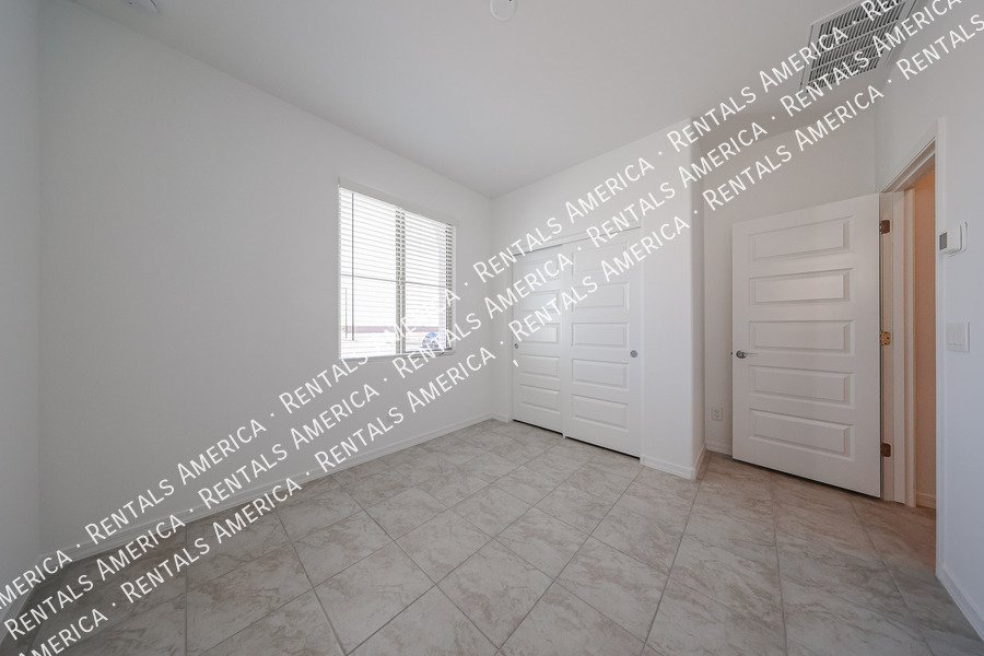 Single level Beauty 4 bed 3 bath property image