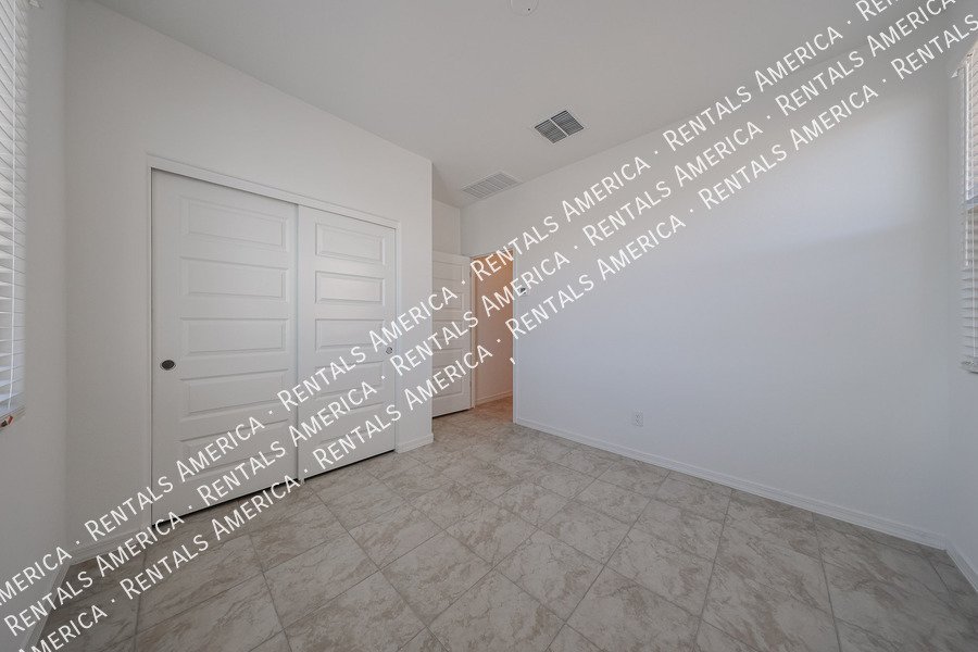 Single level Beauty 4 bed 3 bath property image