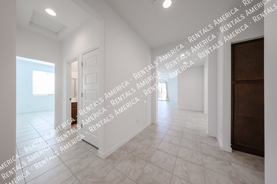 Single level Beauty 4 bed 3 bath property image