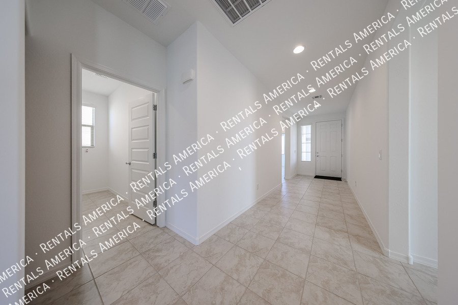 Single level Beauty 4 bed 3 bath property image