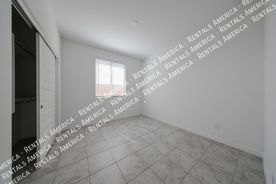 Single level Beauty 4 bed 3 bath property image