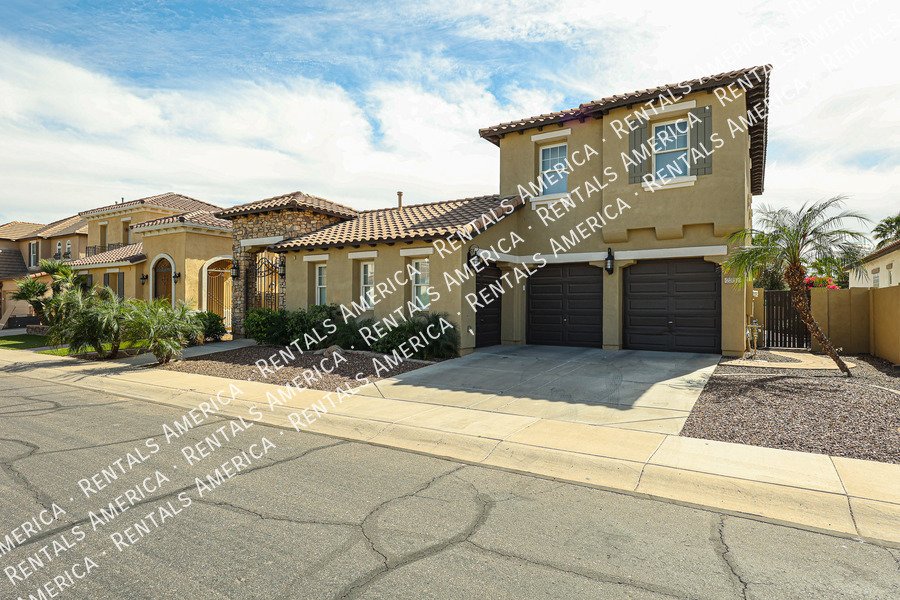 Available Now! property image