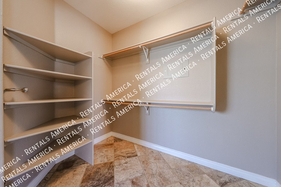 6126 E Juniper Ave property image