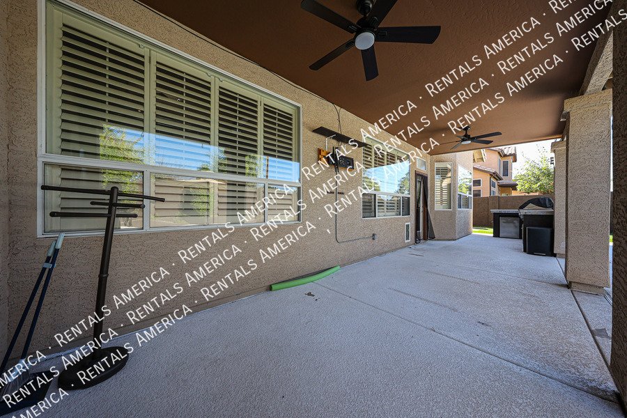 6126 E Juniper Ave property image