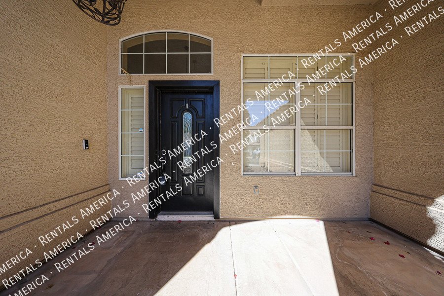 6126 E Juniper Ave property image