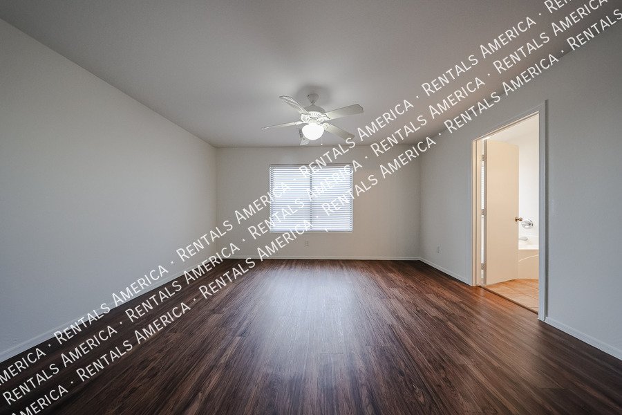 Meticulously Maintained single leveh home property image