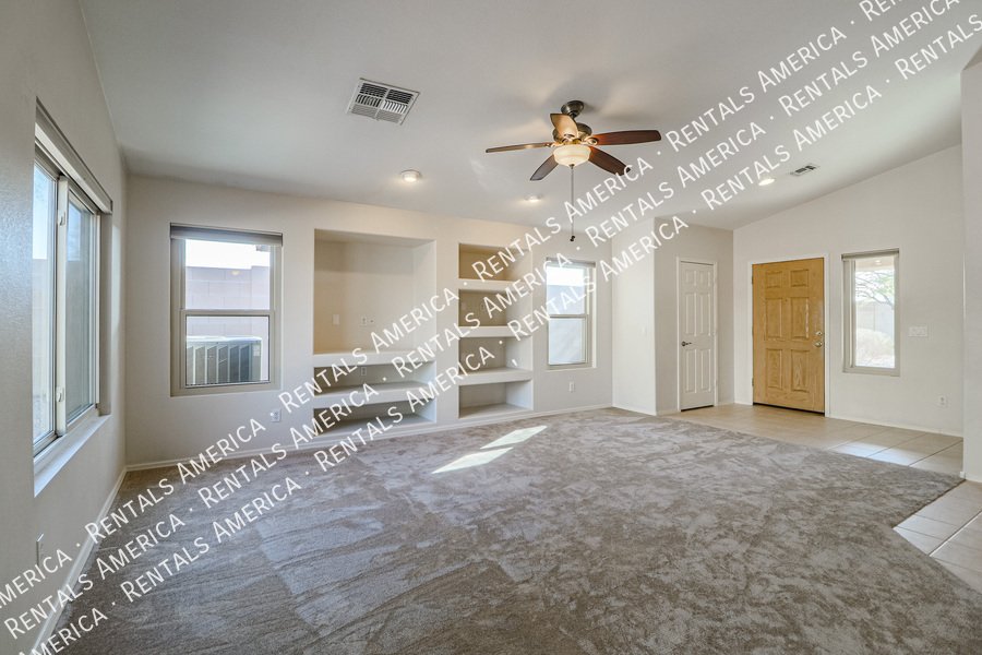 4 Bed 2 Bath Single level Home -MOVE IN READY property image