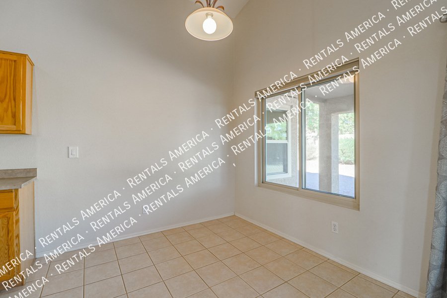 4 Bed 2 Bath Single level Home -MOVE IN READY property image