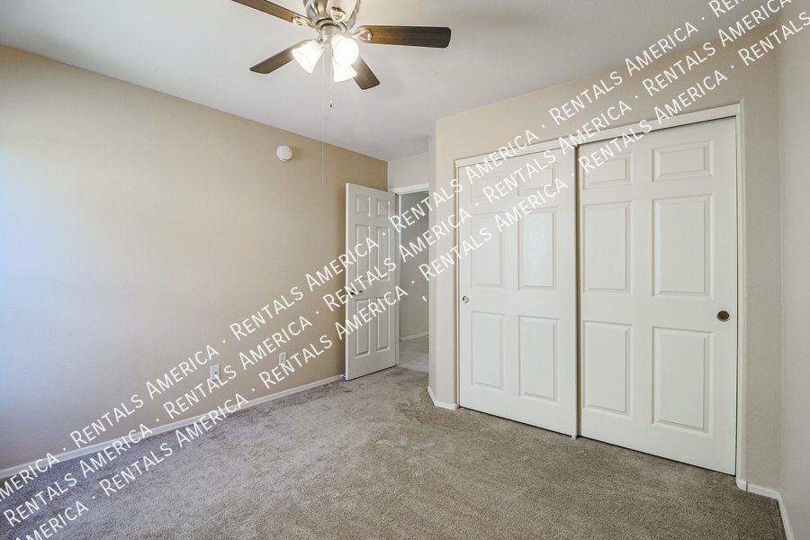 4 Bed 2 Bath Single level Home -MOVE IN READY property image