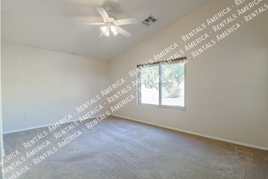 4 Bed 2 Bath Single level Home -MOVE IN READY property image
