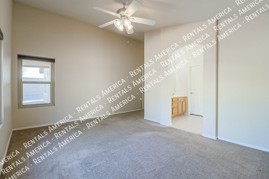 4 Bed 2 Bath Single level Home -MOVE IN READY property image