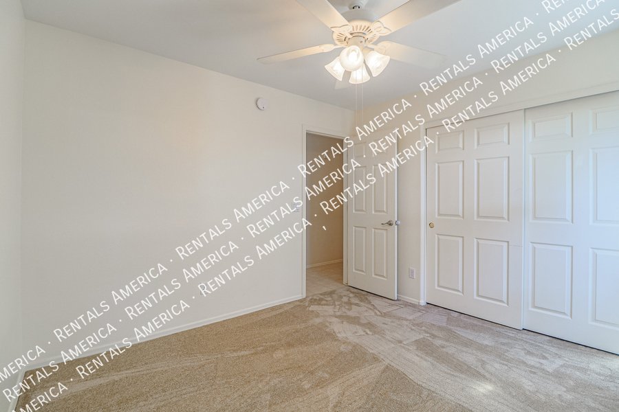 4 Bed 2 Bath Single level Home -MOVE IN READY property image