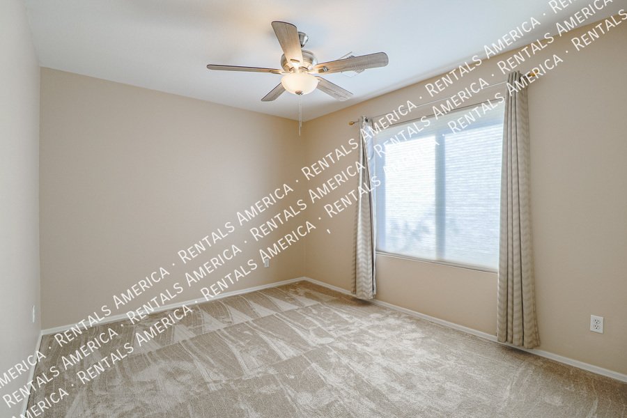 4 Bed 2 Bath Single level Home -MOVE IN READY property image