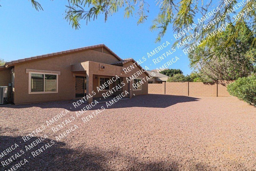 4 Bed 2 Bath Single level Home -MOVE IN READY property image
