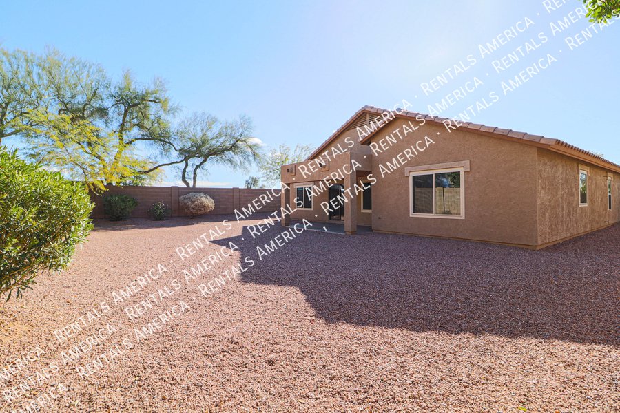 4 Bed 2 Bath Single level Home -MOVE IN READY property image