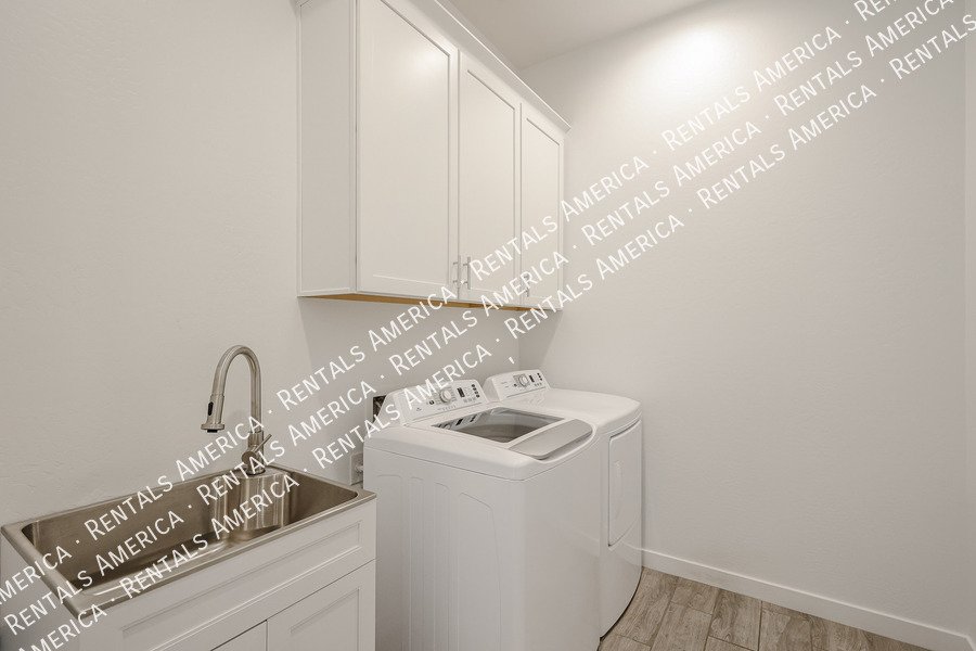 Old Stone Ranch, 4-Bedroom, 3 Bath property image