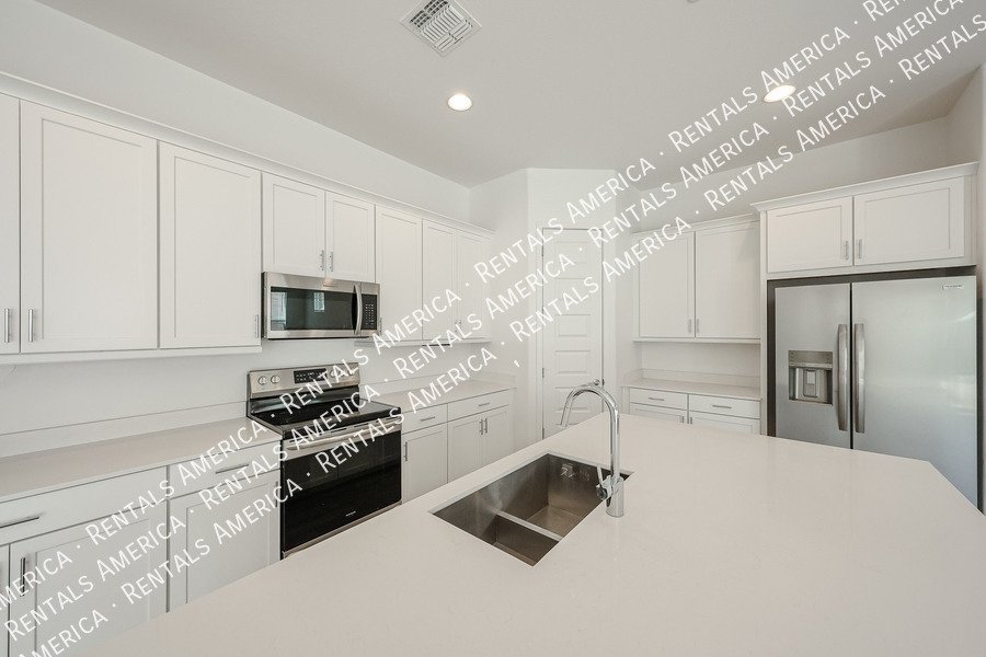 Old Stone Ranch, 4-Bedroom, 3 Bath property image