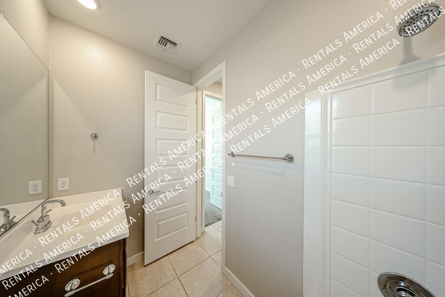 Beautiful home in Eastmark 9916 E Red Giant Dr property image