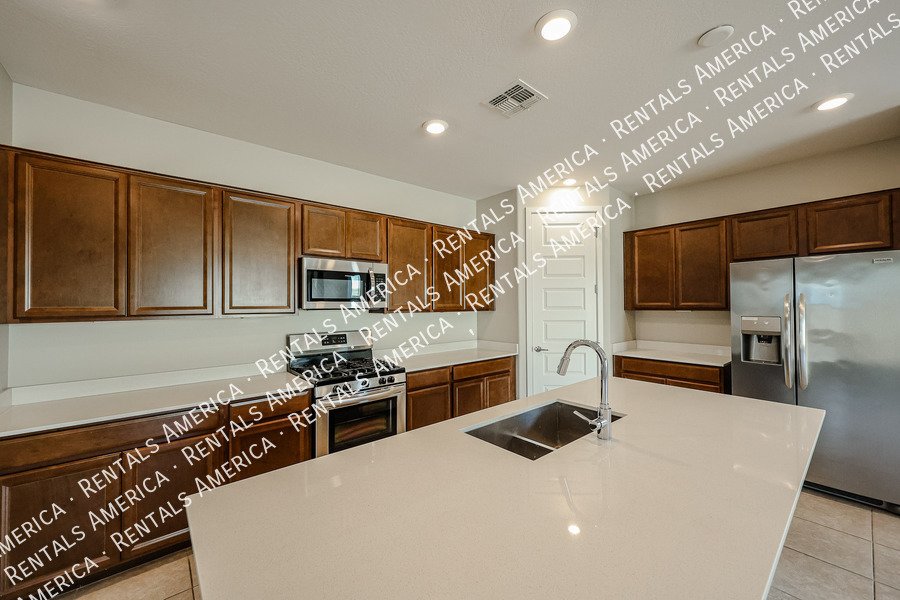 Beautiful home in Eastmark 9916 E Red Giant Dr property image