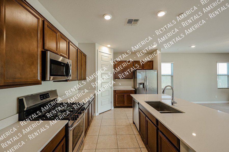 Beautiful home in Eastmark 9916 E Red Giant Dr property image