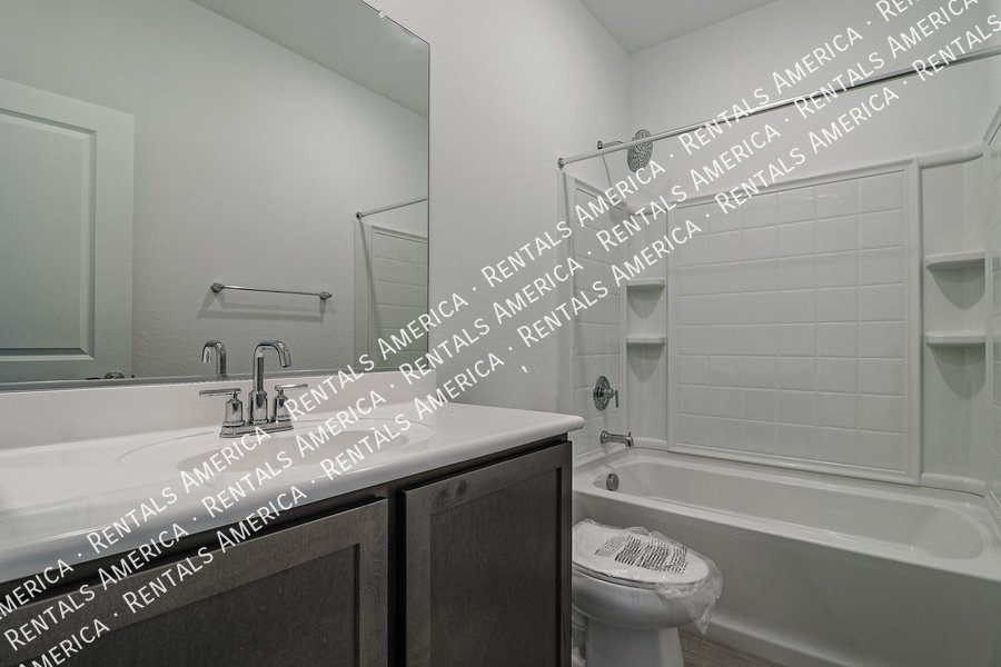 BEAUTIFUL 3BD HOME IN GOODYEAR! property image