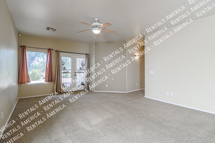 Beautiful 3 bedroom home in Johnson Ranch! property image