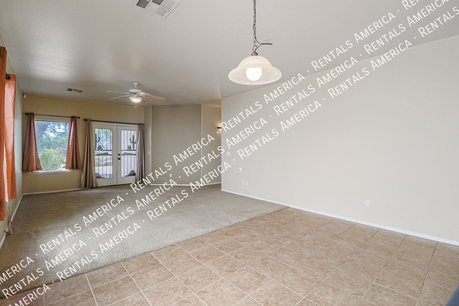 Beautiful 3 bedroom home in Johnson Ranch! property image