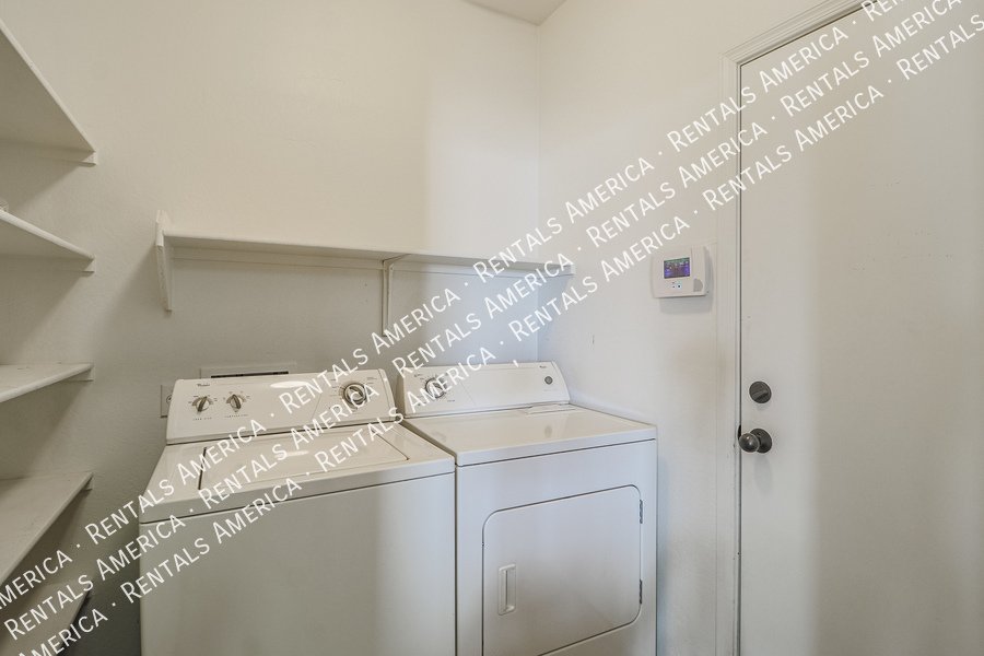 Beautiful 3 bedroom home in Johnson Ranch! property image