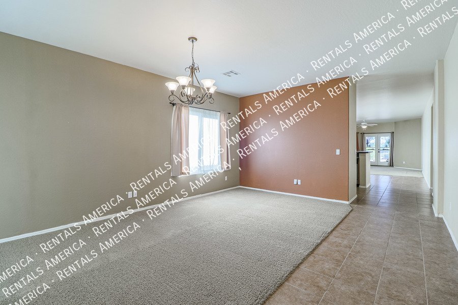 Beautiful 3 bedroom home in Johnson Ranch! property image