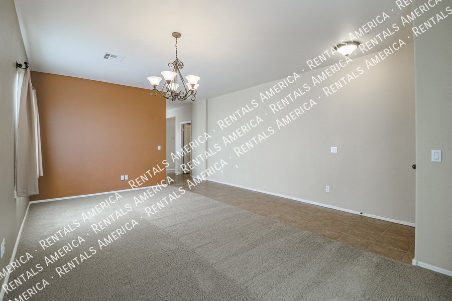 Beautiful 3 bedroom home in Johnson Ranch! property image