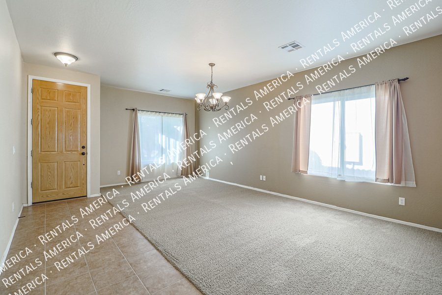 Beautiful 3 bedroom home in Johnson Ranch! property image