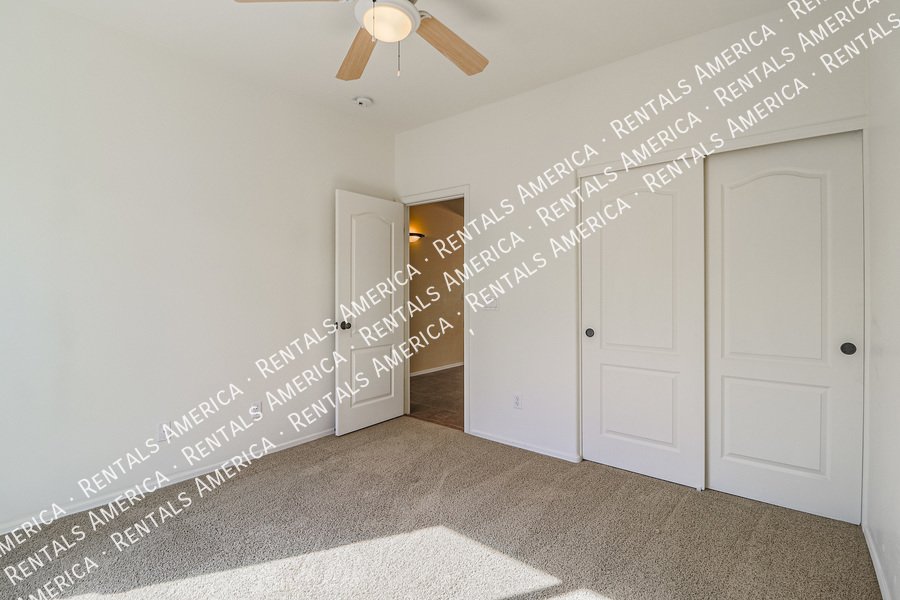 Beautiful 3 bedroom home in Johnson Ranch! property image