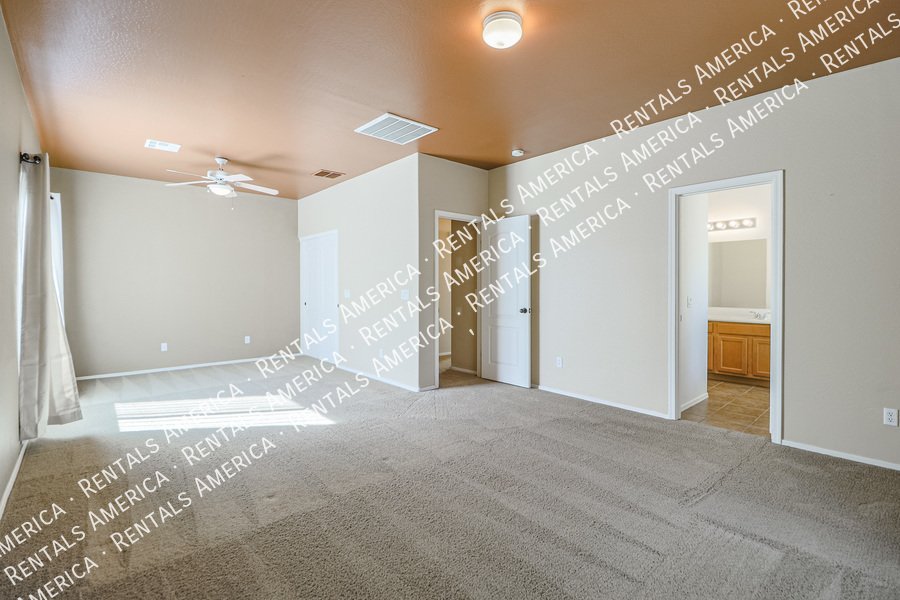 Beautiful 3 bedroom home in Johnson Ranch! property image