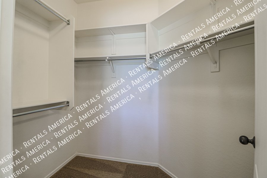 Beautiful 3 bedroom home in Johnson Ranch! property image