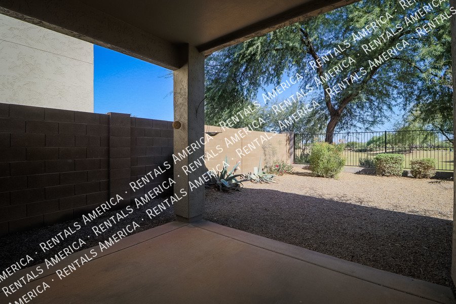 Beautiful 3 bedroom home in Johnson Ranch! property image