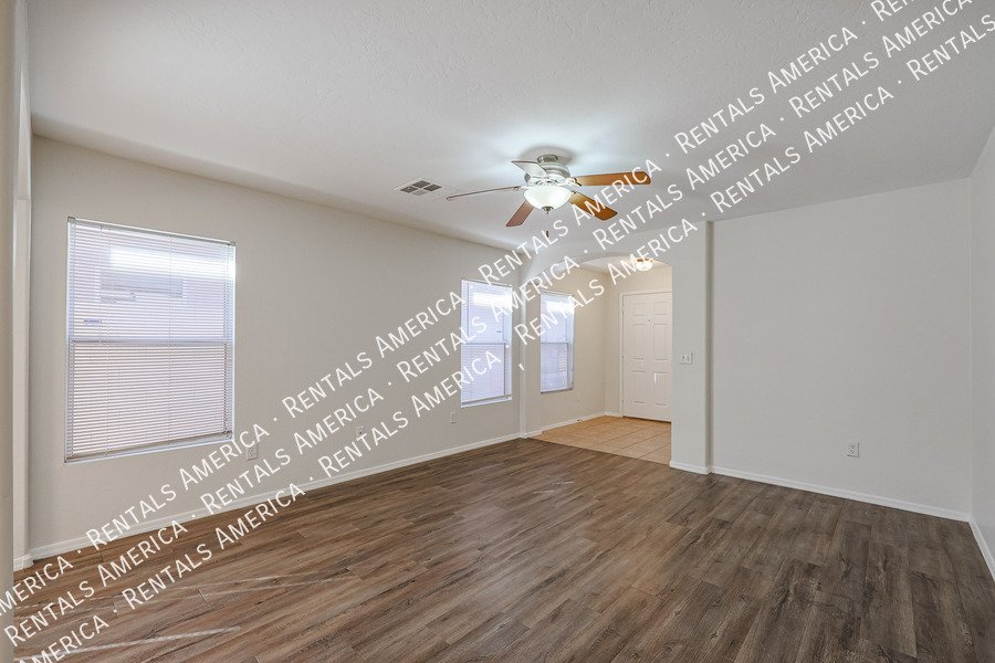 Beautifully updated 3 bedroom, 2 bath in Litchfield Park! property image