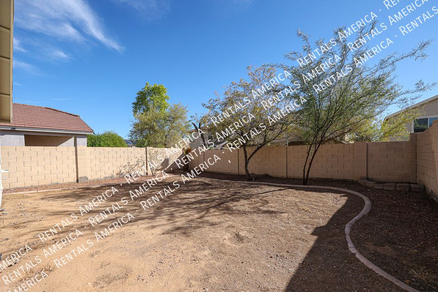 Beautifully updated 3 bedroom, 2 bath in Litchfield Park! property image