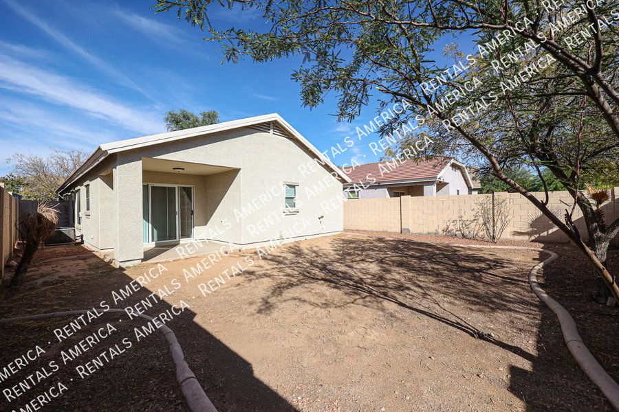 Beautifully updated 3 bedroom, 2 bath in Litchfield Park! property image