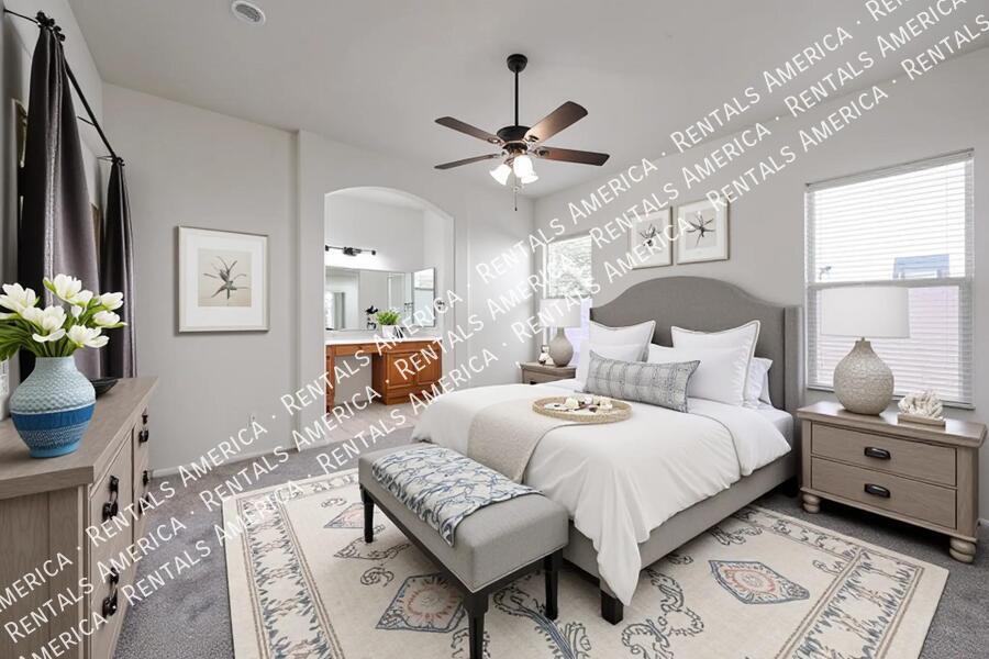 Cozy 2 Bed 2 Bath in North Phx Has Gorgeous Fixtures & Great Spaces! property image