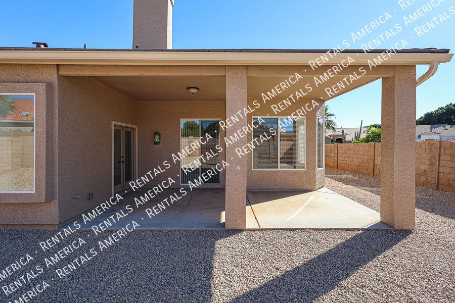 Cozy 2 Bed 2 Bath in North Phx Has Gorgeous Fixtures & Great Spaces! property image