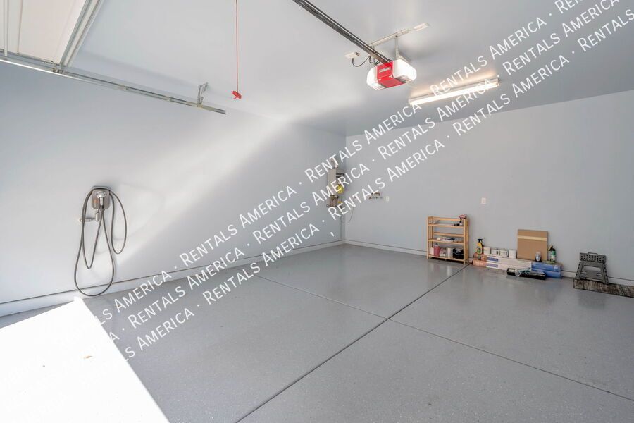 3-Bedroom, 2 Bath in Higley Heights property image