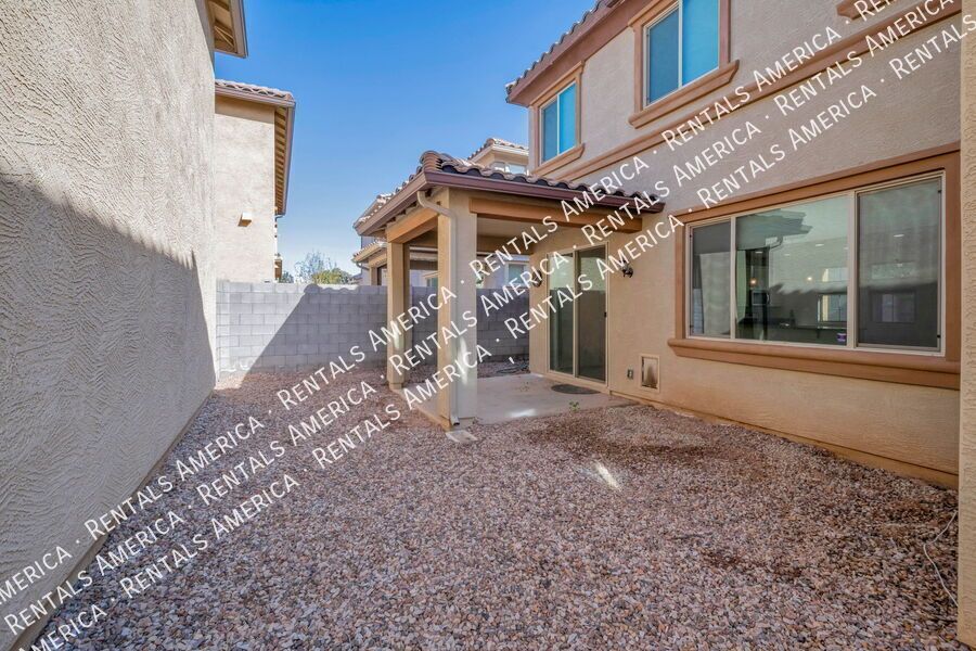 3-Bedroom, 2 Bath in Higley Heights property image