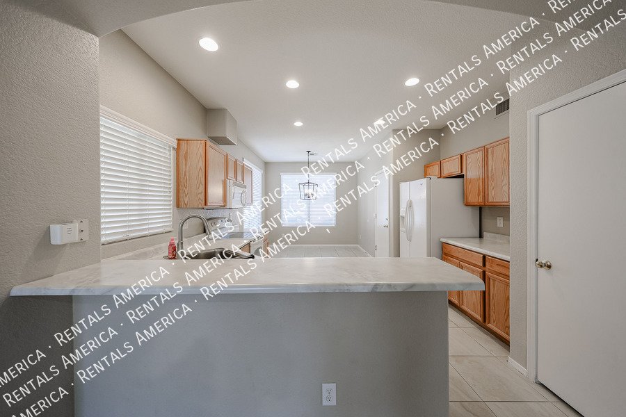 Awesome single level property image