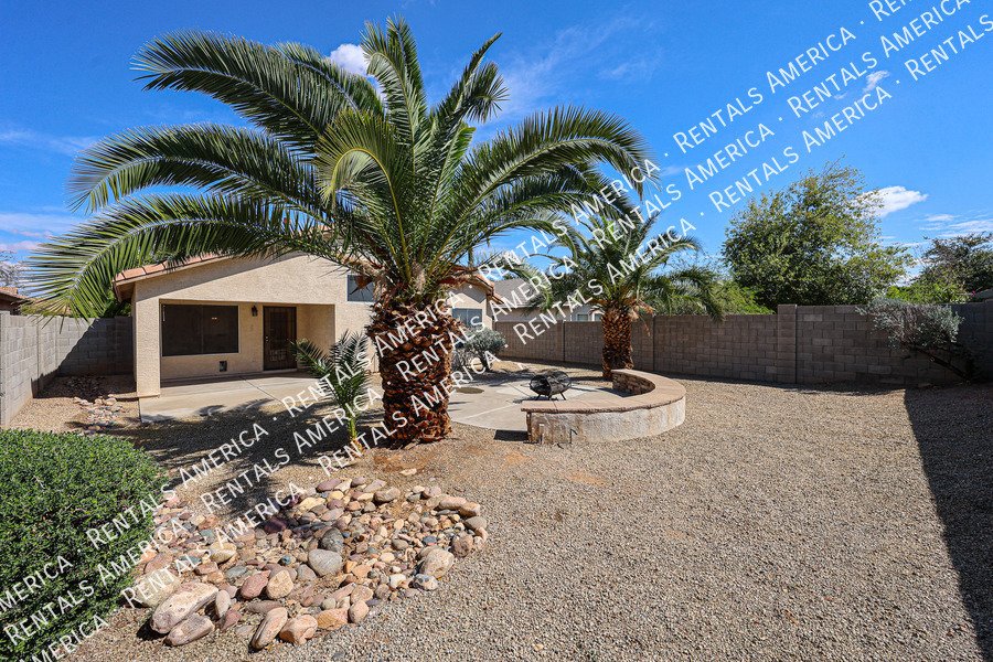 Awesome single level property image