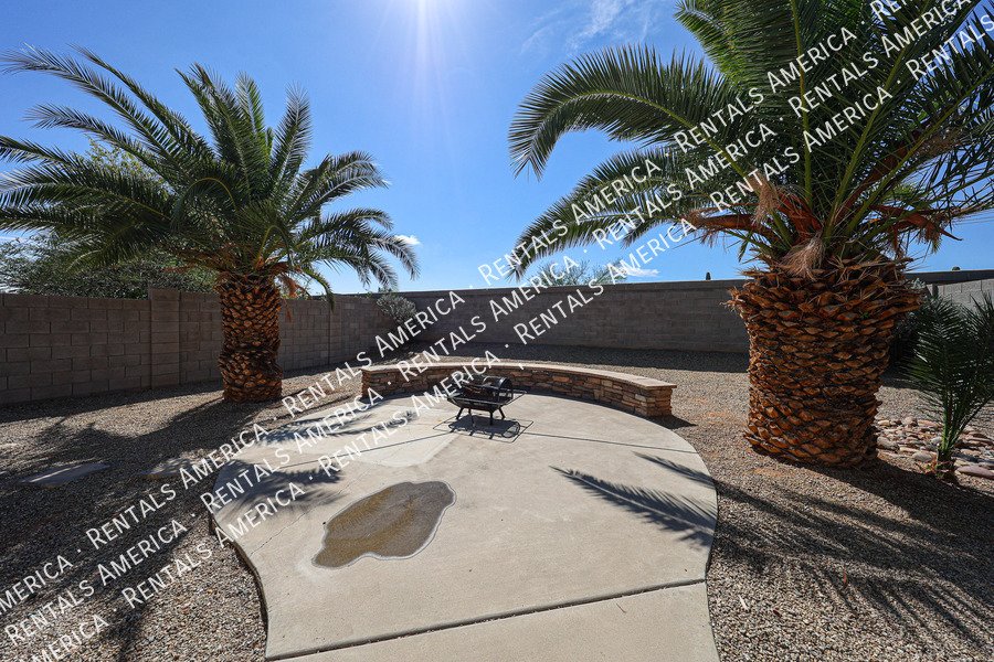 Awesome single level property image