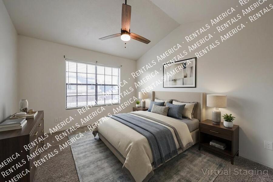 Great 3 bed condo with a loft property image